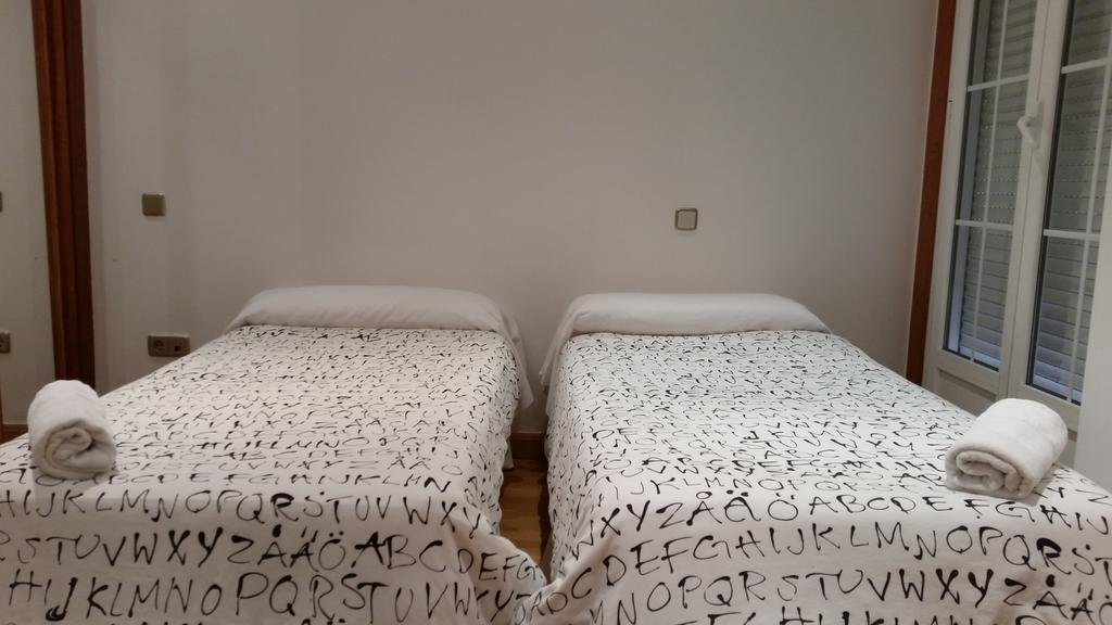 Apartamentos Good Stay Prado Madrid Kamer foto