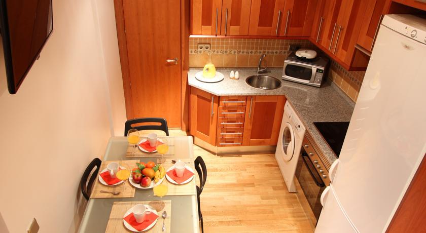 Apartamentos Good Stay Prado Madrid Kamer foto