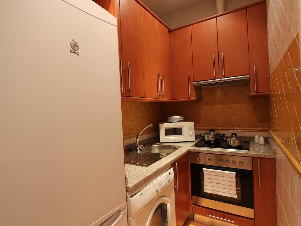 Apartamentos Good Stay Prado Madrid Kamer foto