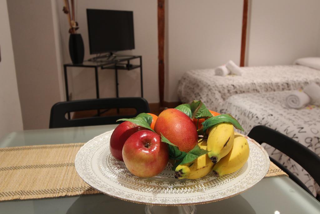 Apartamentos Good Stay Prado Madrid Buitenkant foto