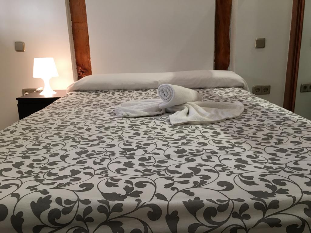 Apartamentos Good Stay Prado Madrid Buitenkant foto